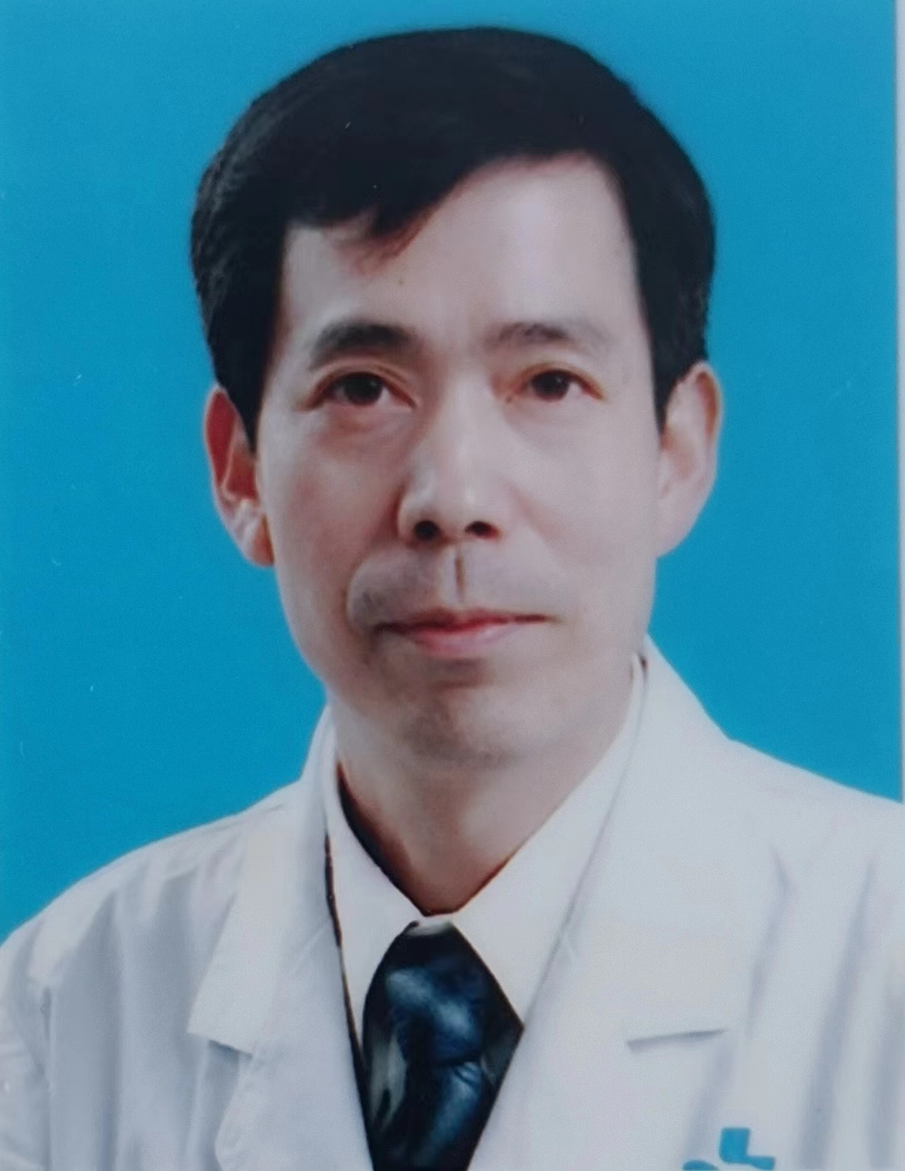 1710836071206753.jpg 胡振波照片.jpg