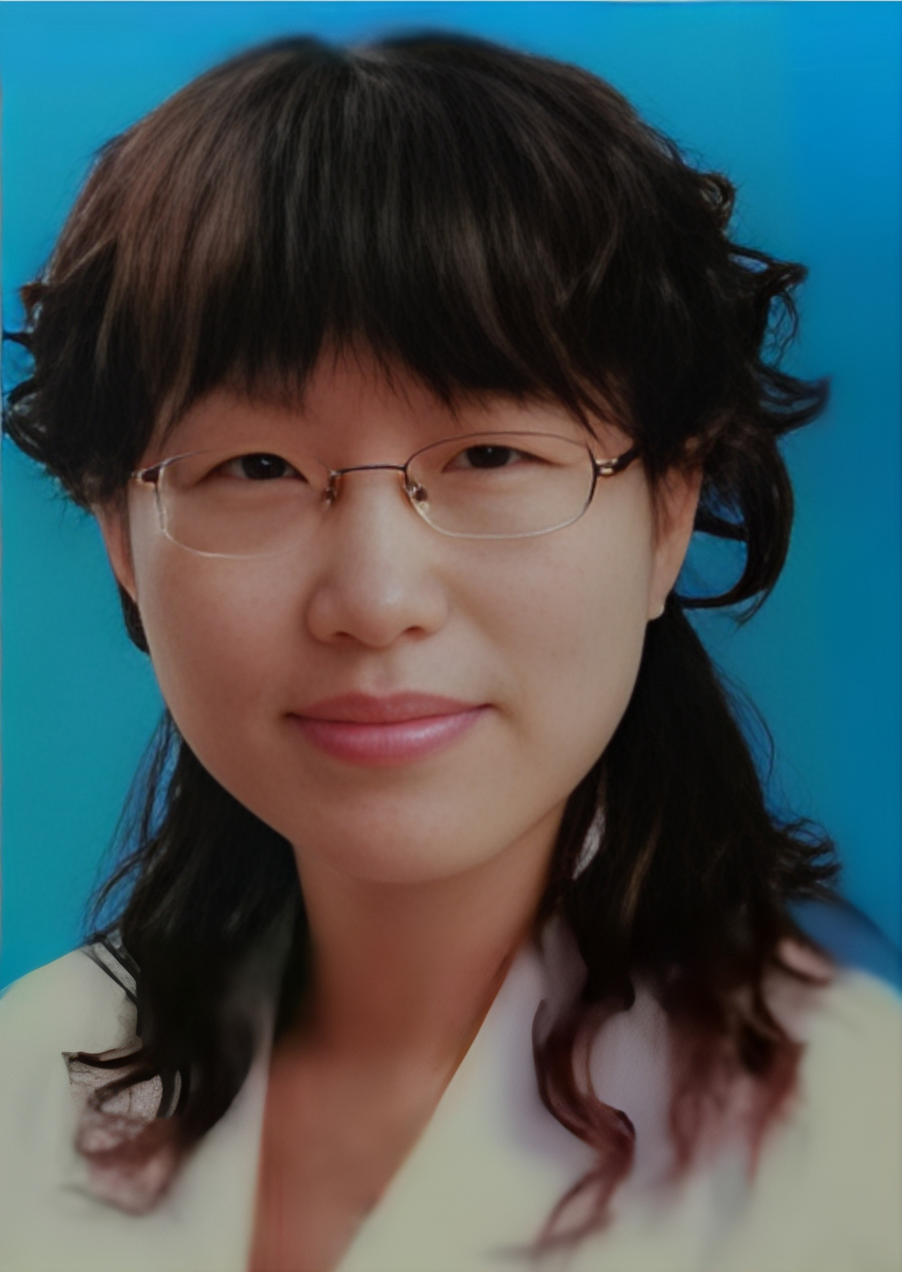 1710836125443997.jpg 翁麗照片.jpg